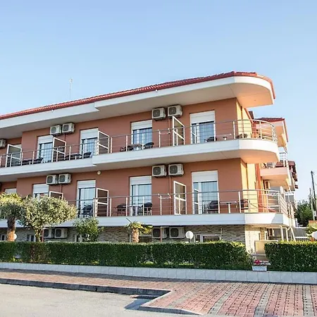 Denis And Apartment