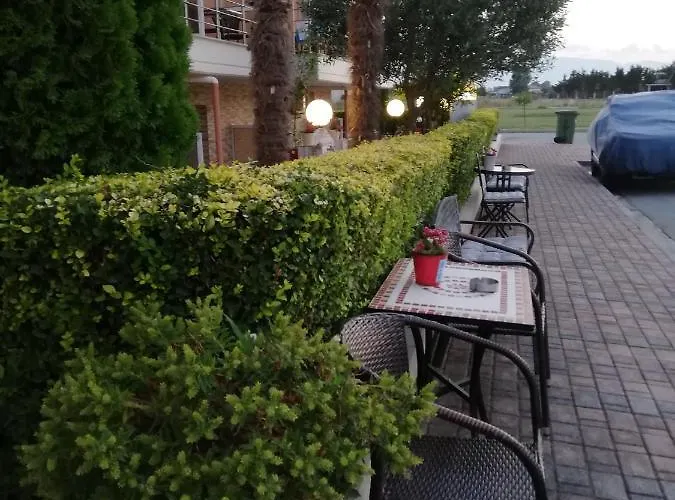 Denis And 公寓 Paralía